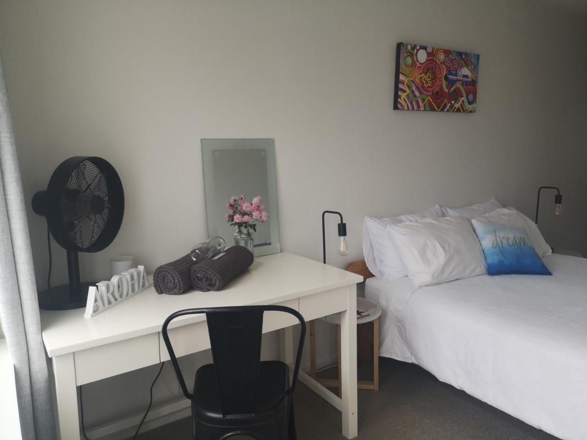 Pool House - One Bedroom Self Contained Unit Motueka Exterior foto